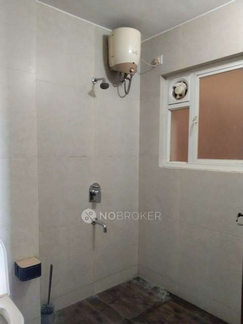 3 BHK Flat In Devi Empress Court for Rent In Ghorpadi