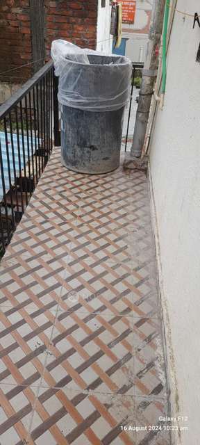 1 RK House for Rent  In Karvenagar