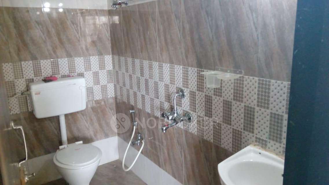 2 BHK Flat In Imperial Heights For Sale  In Thane West