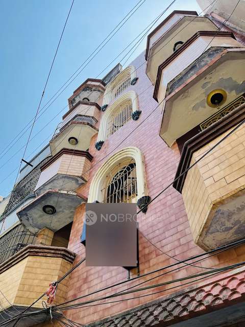 PG for Girls in Choolai