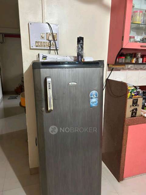 Single Room for Female In 1 BHK  In Sunderbaug Apartment In Dhankawadi