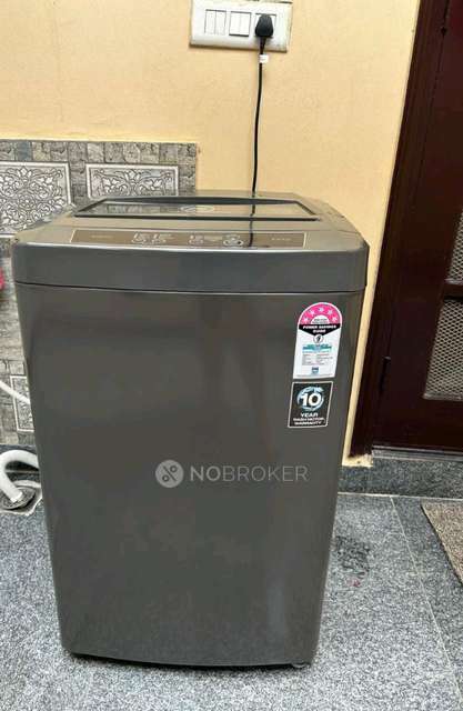 PG for Anyone in Sector 121