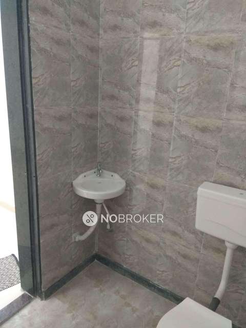 2 BHK Flat In Vishwa Vihar Society For Sale  In Ambegaon Budruk