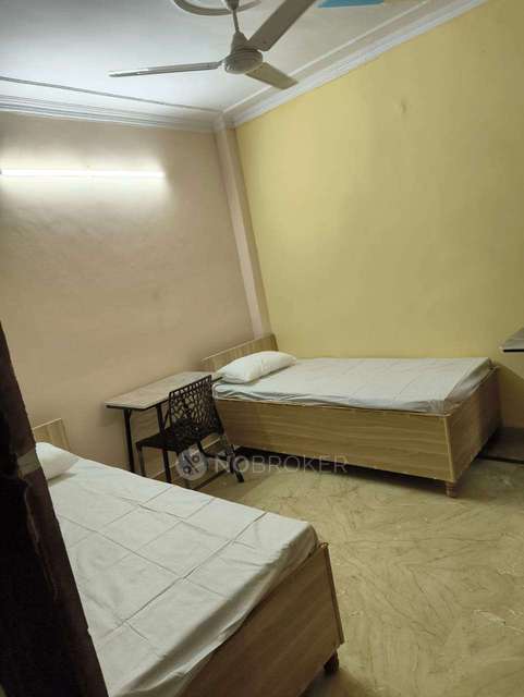 PG for Boys in Nirman Vihar