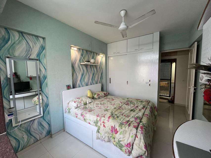 2 BHK Flat In Sannidhi Park For Sale  In Mulund East