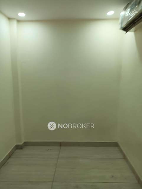 1 BHK Flat For Sale  In Ramesh Nagar