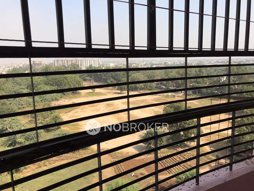 2 BHK Flat In Vrindavan Heights Apartment For Sale  In Janak Puri
