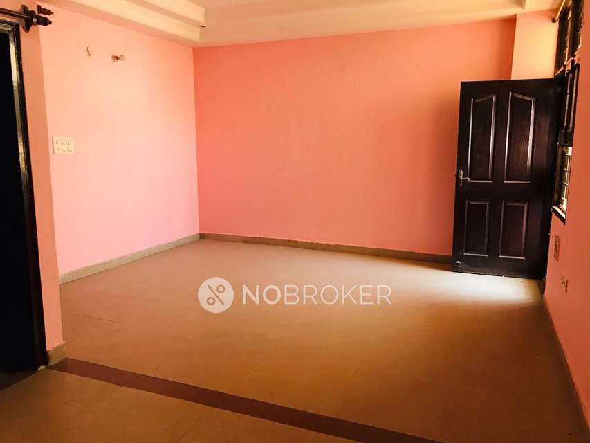 2 BHK Flat In Vrindavan Heights Apartment For Sale  In Janak Puri