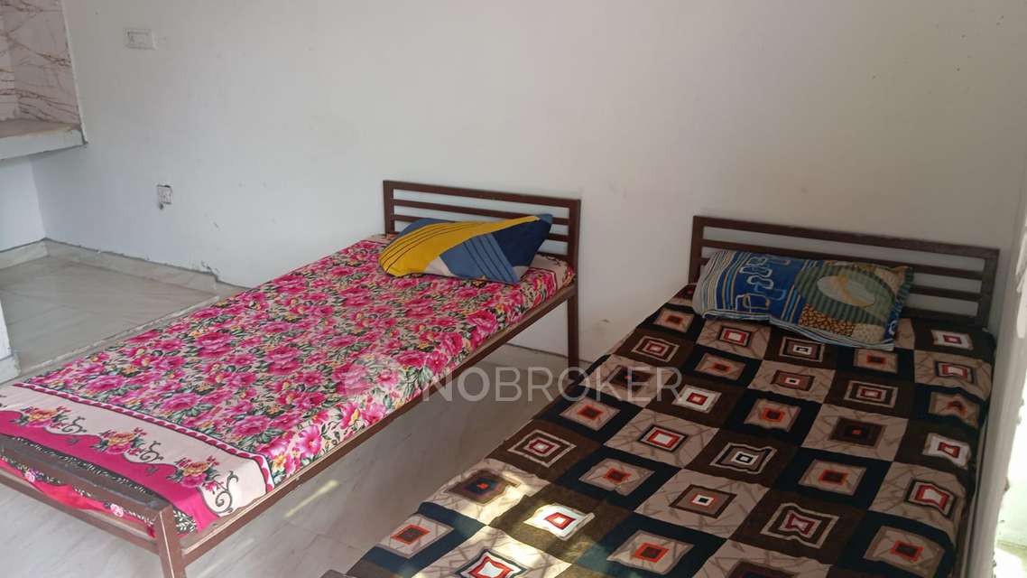 PG for Anyone in Sector 8