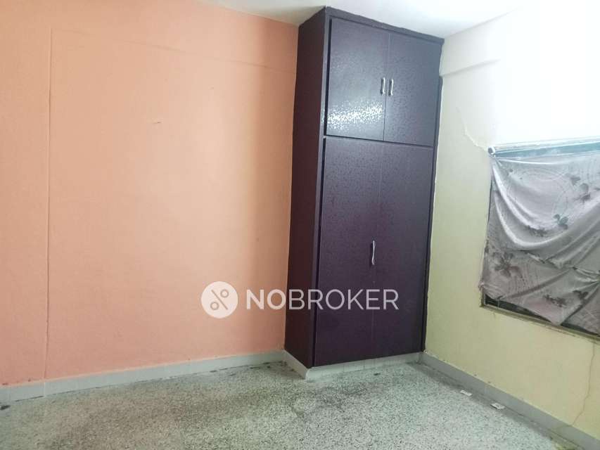 2 BHK Flat In Gandhi Estates,  For Sale  In Serilingampalle , 
