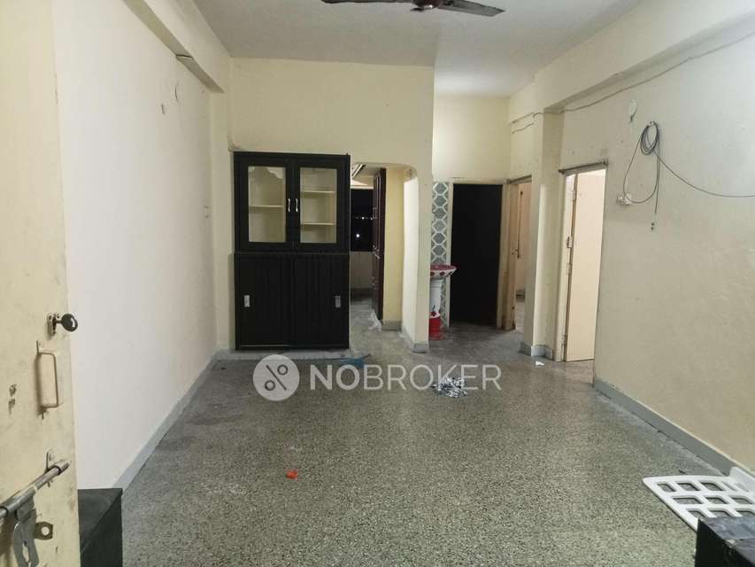 2 BHK Flat In Gandhi Estates,  For Sale  In Serilingampalle , 