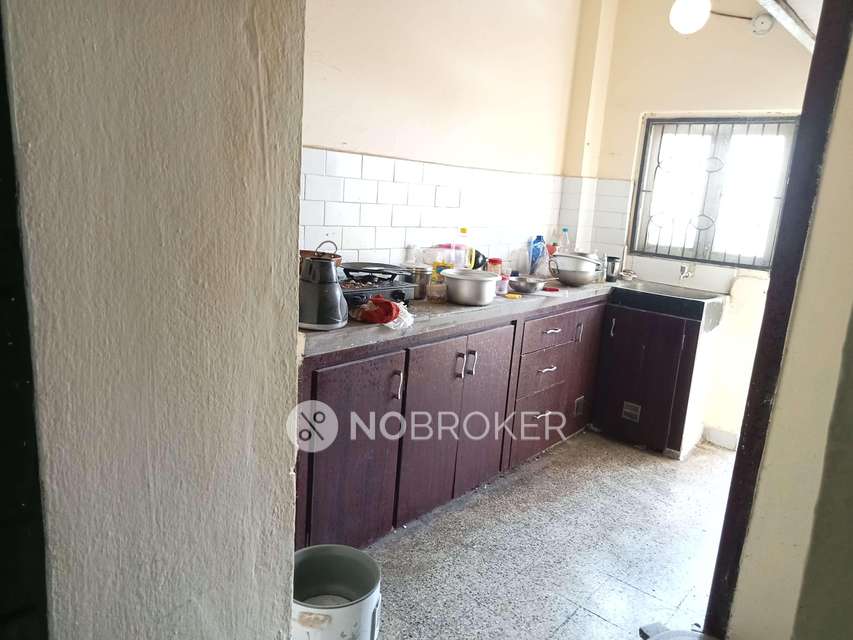 2 BHK Flat In Gandhi Estates,  For Sale  In Serilingampalle , 