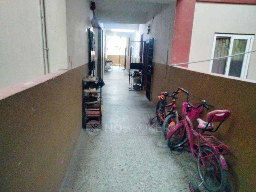 2 BHK Flat In Gandhi Estates,  For Sale  In Serilingampalle , 