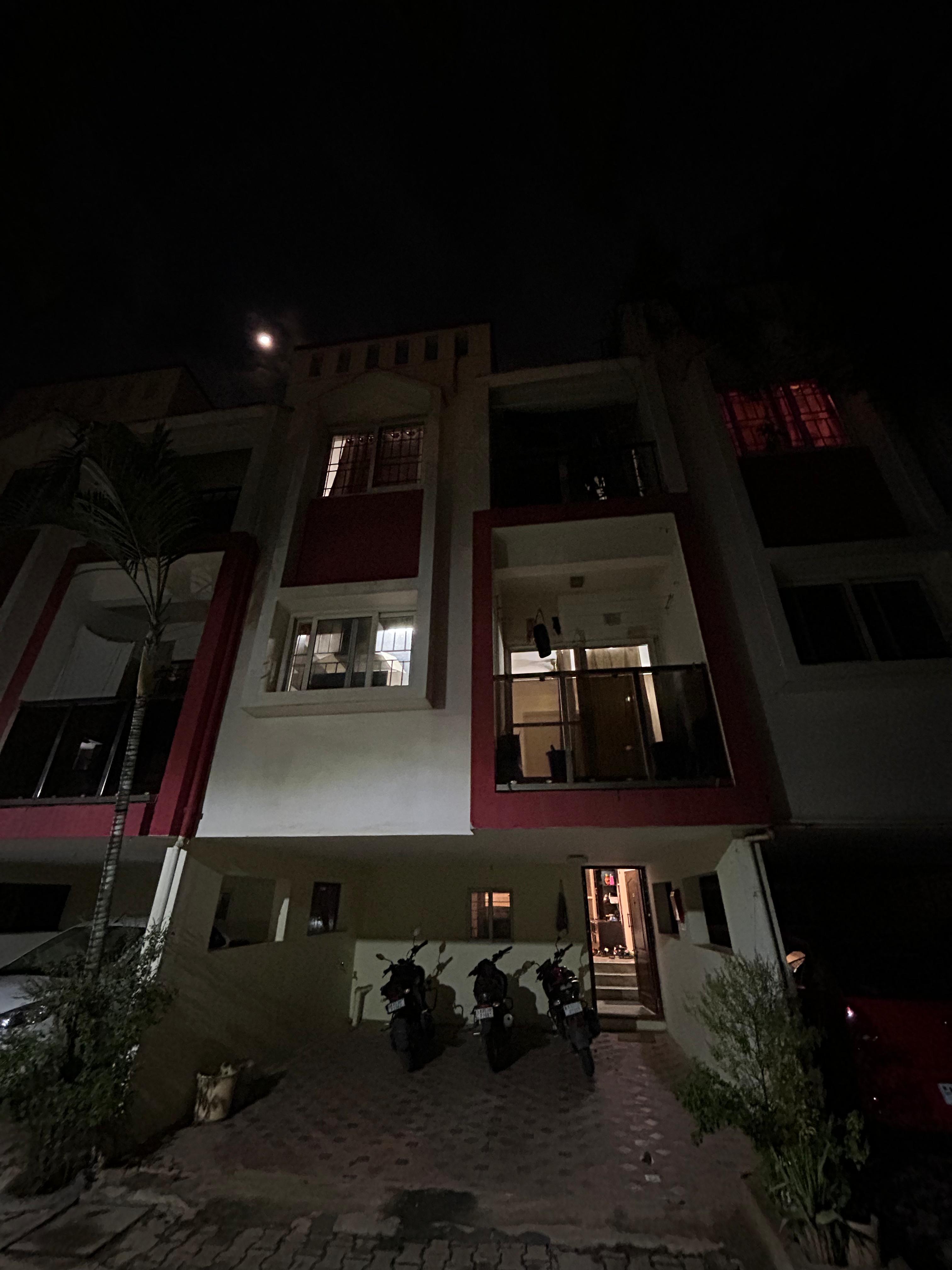 Rajni Ashish Apartment