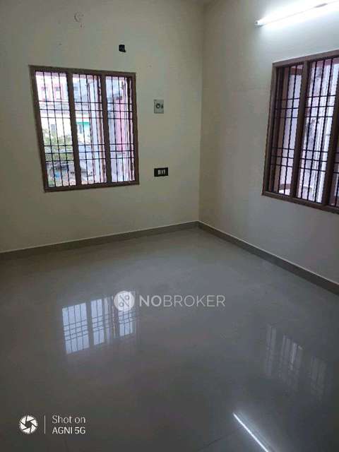 2 BHK Flat In Cheran Apartments For Sale  In Perumbakkam