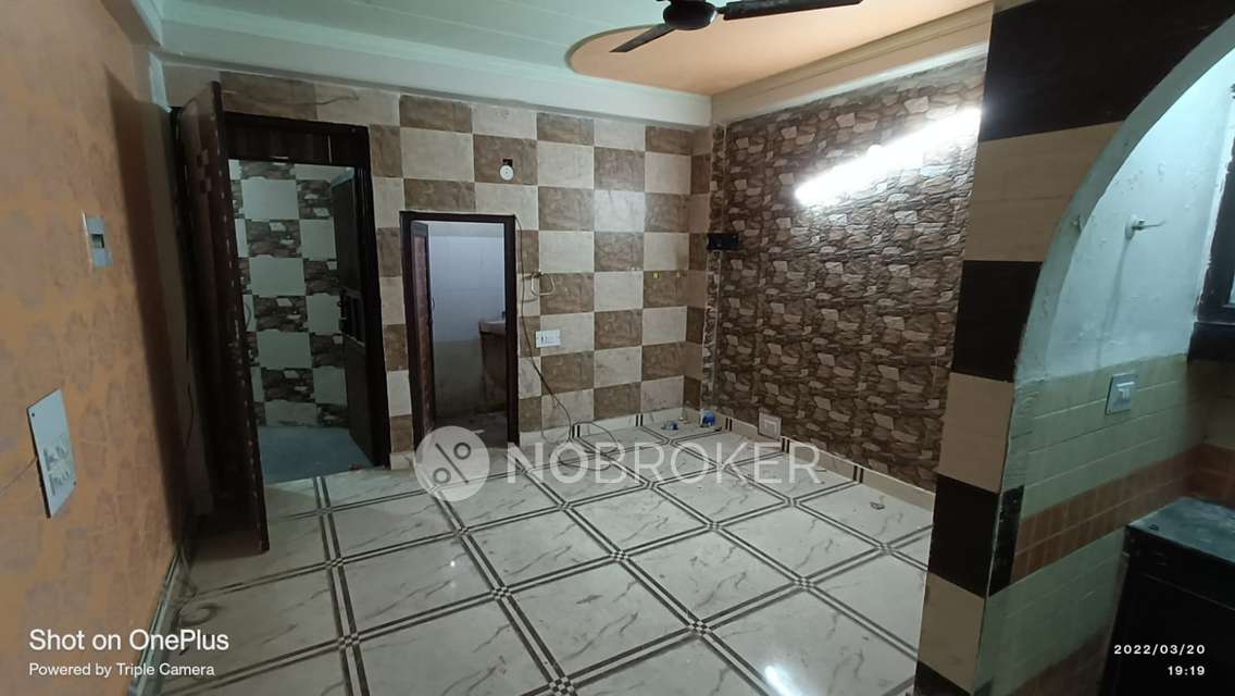 2 BHK Flat In Rwa Dlf Colony For Sale  In Sahibabad