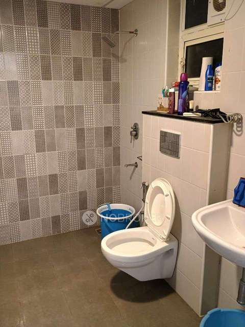 2 BHK Flat In Svamitva Emerald Square For Sale  In Yarandahalli