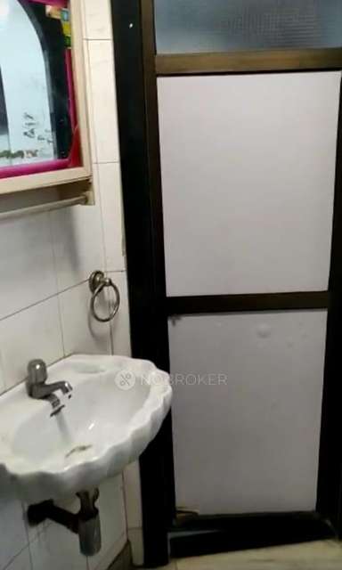 2 BHK Flat In Amrut Chs Ltd For Sale  In Kandivali West