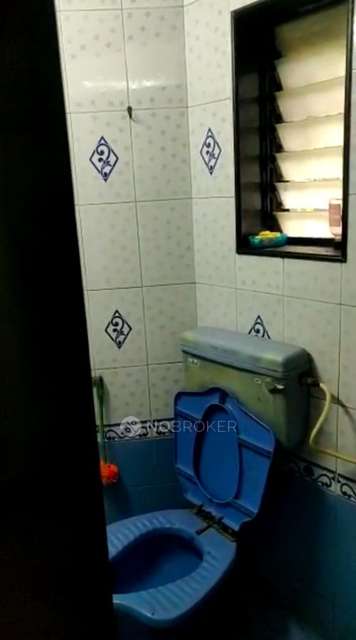 2 BHK Flat In Amrut Chs Ltd For Sale  In Kandivali West