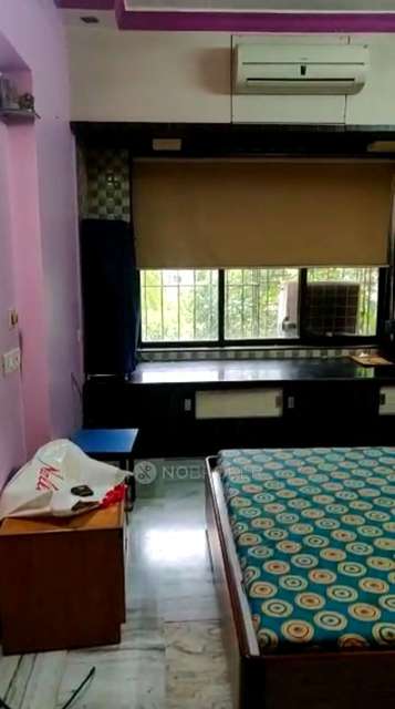 2 BHK Flat In Amrut Chs Ltd For Sale  In Kandivali West