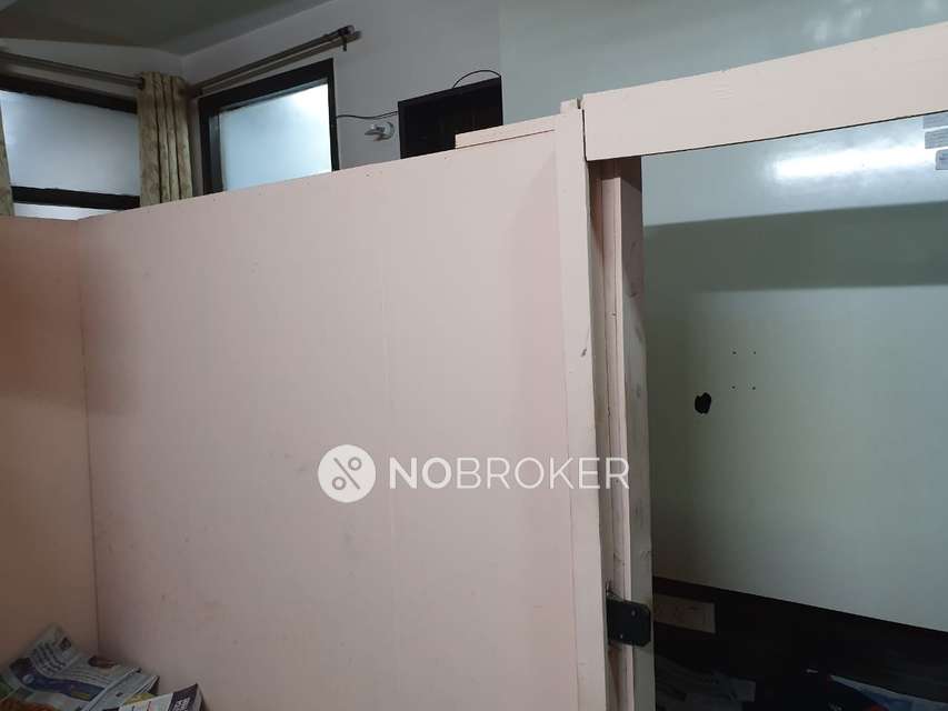 2 BHK Flat In Standalone Building   For Sale  In Rajinder Nagar