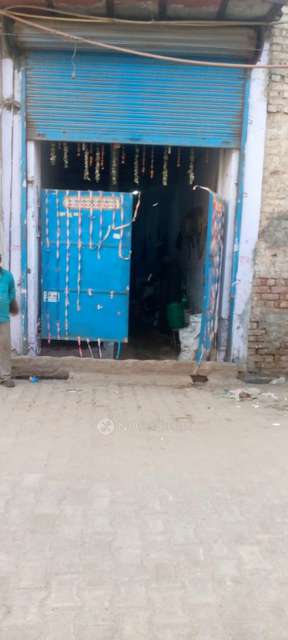 Godown/Warehouse in Mundka, Delhi for sale 
