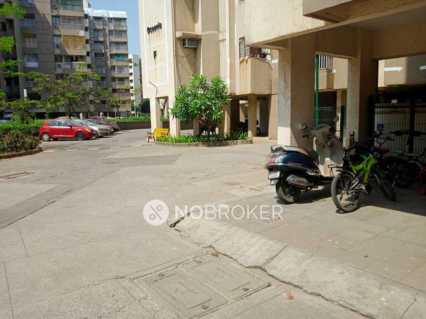 1 BHK Flat In Oceania Chs For Sale  In Nilje Gaon, 