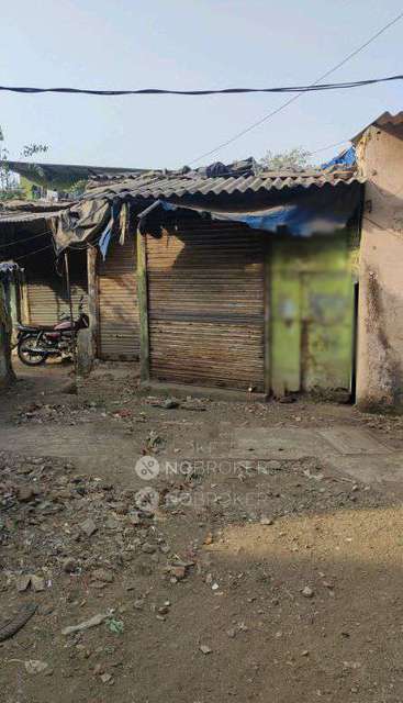 Shop in Ambernath West Main Auto Stand, Mumbai for Rent 