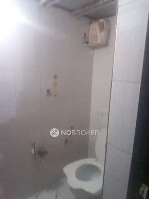 1 RK Flat In Dhiraj Apartments For Sale  In Malad West