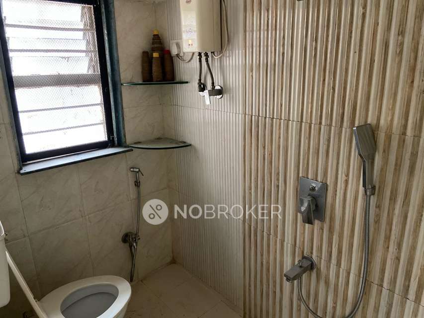 2 BHK Flat In Uday Building  For Sale  In  Vashi