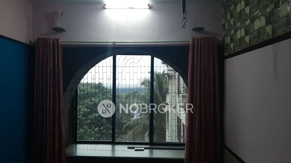 1 BHK Flat In Golders Green -1 Chs A- Wing For Sale  In Borivali West