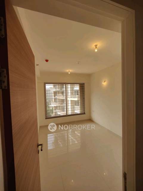 2 BHK Flat In Kalpataru Crescendo for Rent  In Wakad