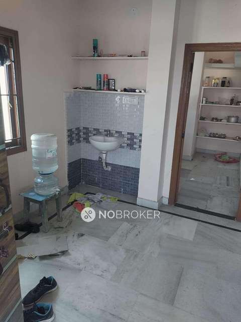 4+ BHK Flat In Standalone Building  For Sale  In Banjara Hills