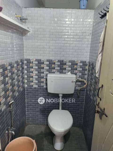 4+ BHK Flat In Standalone Building  For Sale  In Banjara Hills