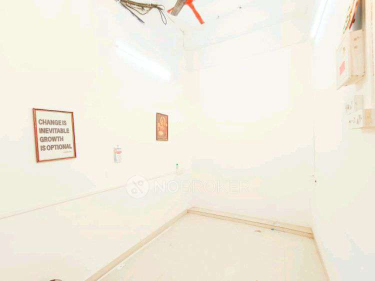 Shop in Borivali West, Mumbai for sale 