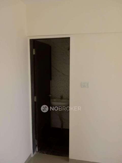 2 BHK Flat In Radhika Vihar For Sale  In Wagholi