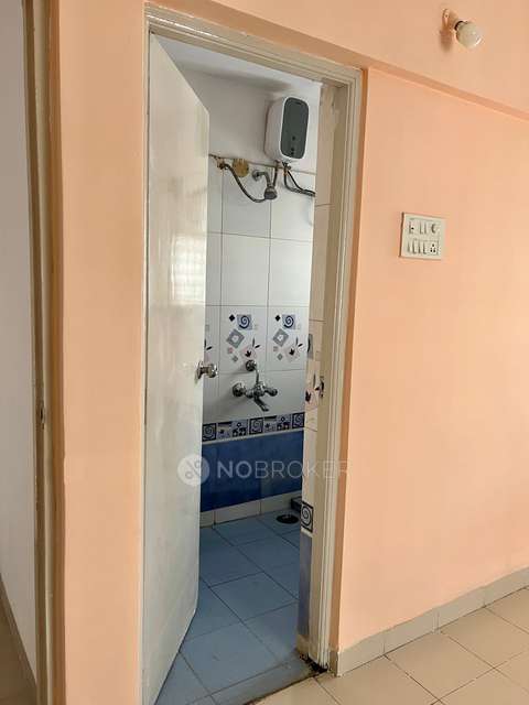 2 BHK Flat In Prestige Panorama  for Rent  In Mundhwa