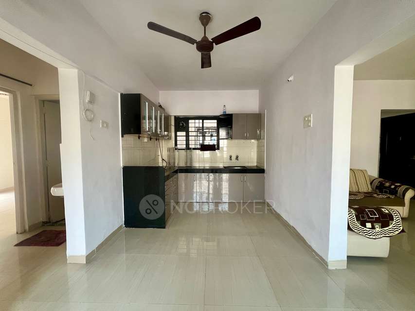 2 BHK Flat In Prestige Panorama  for Rent  In Mundhwa