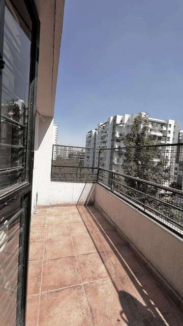 2 BHK Flat In Prestige Panorama  for Rent  In Mundhwa