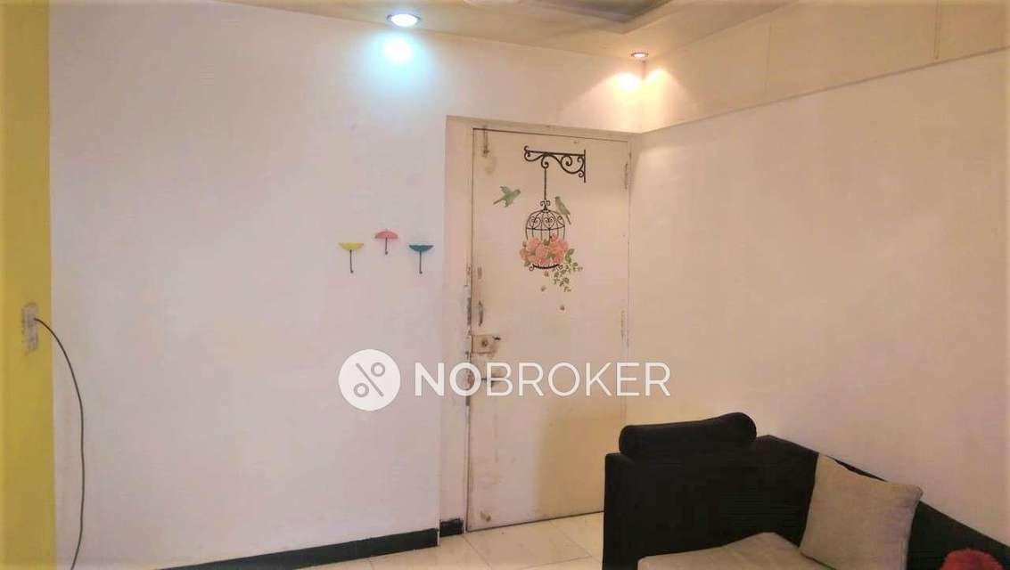 1 BHK Flat In Jaylaxmi Chs For Sale  In Chembur East