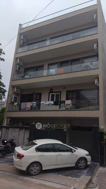 PG for Girls in Alpha 1