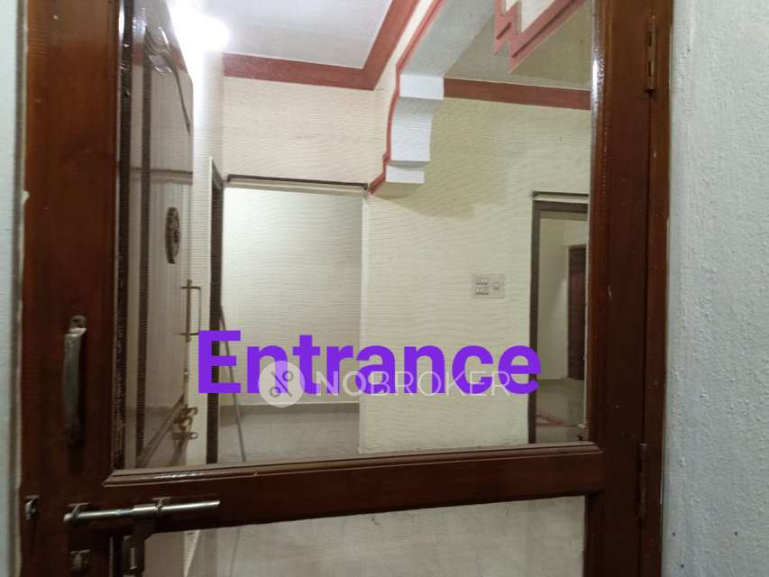 4+ BHK Flat For Sale  In K.r Puram,