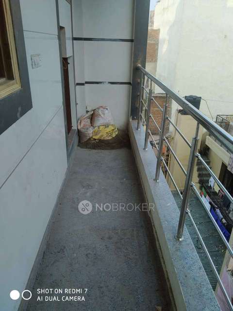 3 BHK Flat For Sale  In Shahdara