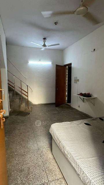 3 BHK Villa In Tarun Vihar Apartments For Sale  In Sector 13