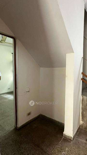 3 BHK Villa In Tarun Vihar Apartments For Sale  In Sector 13