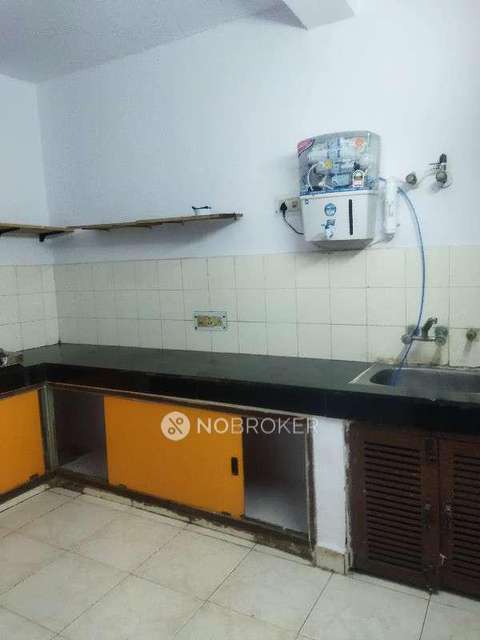 2 BHK Flat In Qutub Green Apartments For Sale  In Mehrauli