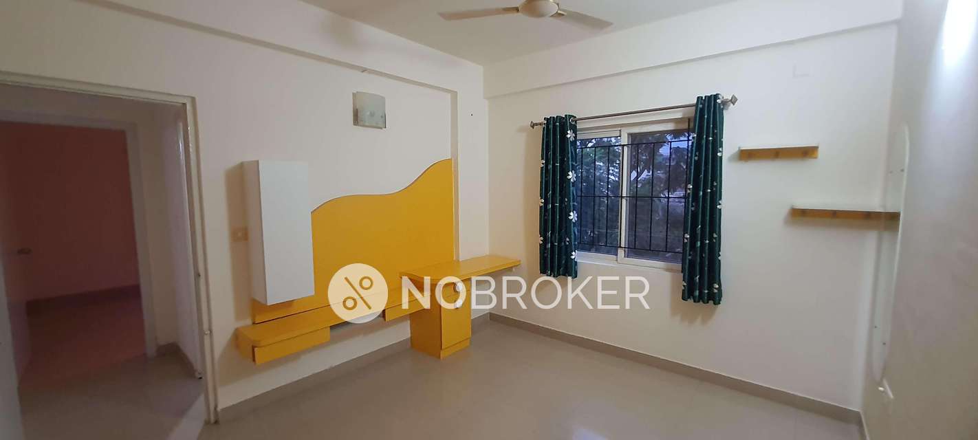 3 BHK Flat In Indrasadan Apts For Sale  In Marathahalli