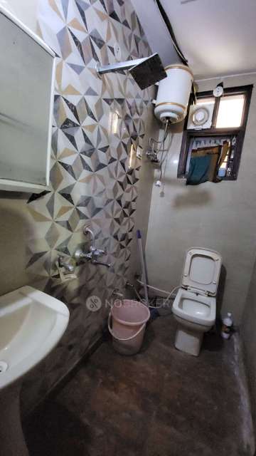 2 BHK Flat In Rz 24 For Sale  In Uttam Nagar