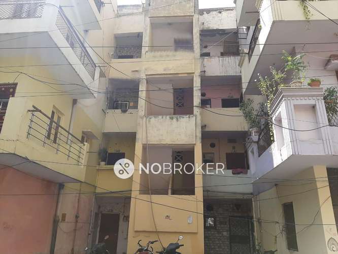 2 BHK Flat In Dda Lig for Rent  In Sheikh Sarai, 