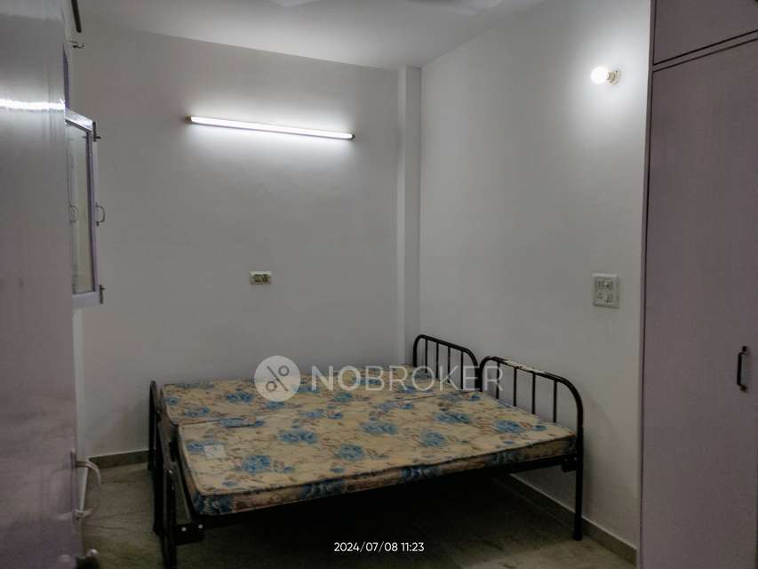 1 BHK Flat for Rent  In  Sector 24